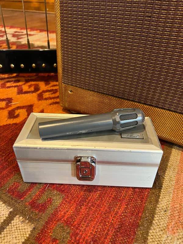 Pearl TLC 91 Handheld Condenser Microphone image 1