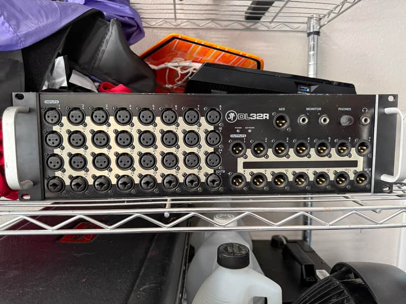 MACKIE デジタルミキサー DL32R 元箱付 訳アリ Mackie DL32R 32-Channel Wireless Digital Live Sound Reinforcement