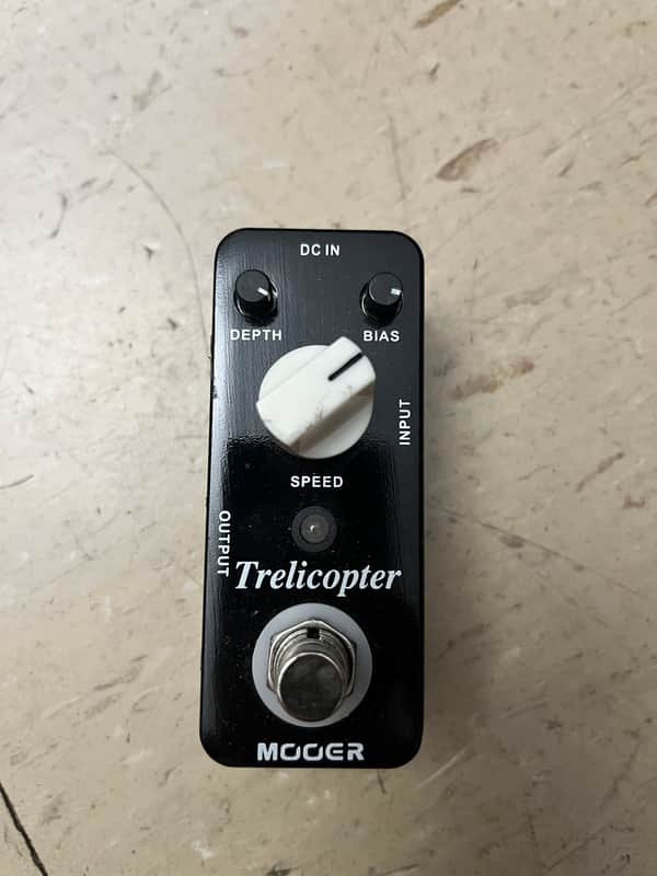 Mooer Trelicopter Tremolo Guitar Effect Pedal 2010s - Black image 1
