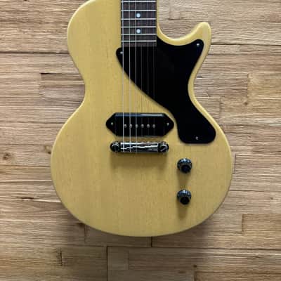 Epiphone Les Paul Junior Guitar w/Rosewood Fretboard  - TV Yellow-w/ gig bag- New! image 6