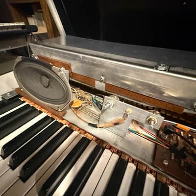 Wurlitzer 200 64-Key Electric Piano 1968 - 1974 - Black image 5