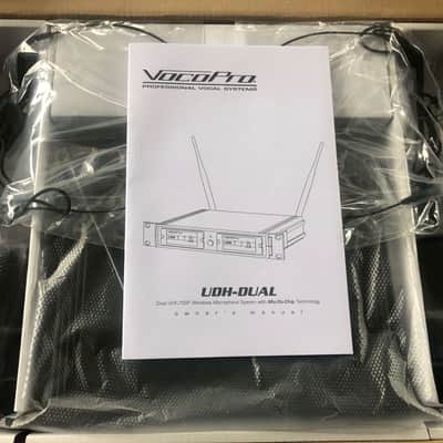 VocoPro Dual Channel UHF Wireless Mic System UDH-DUAL-B2 907.2, 909.8 image 4