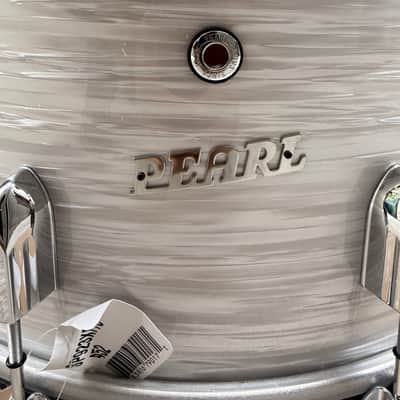 Pearl President Series 75th Anniversary 22" x 18" Bass Drum White Oyster Pearl PSP923XP/C #452 Brand New image 5