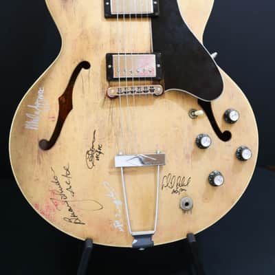 Mid 70s Gibson ES 335 Signed by AC/DC image 1
