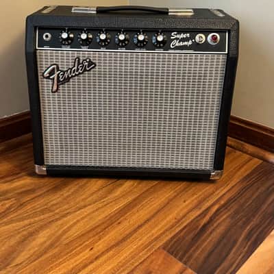 1982 Fender Rivera Era Super Champ 18-Watt 1x10" Guitar Combo image 2