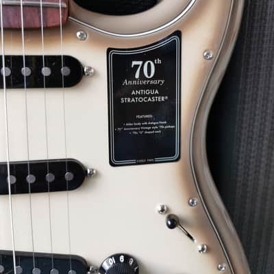 Fender 70th Anniversary Stratocaster Hardtail 2024 - Antigua Burst image 10