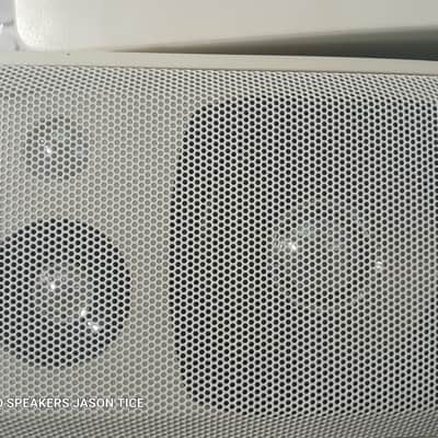 BOOK SHELF INDOOR OUTDOOR SPEAKER PAIR 3WAY BACKGROUND PA CHURCH STEREO SHOP SPEAKERS WITH MOUNTING BRACKETSAND HARDWARE 22KHz RESPONSE image 5
