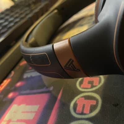Audeze Mobius | Copper image 2