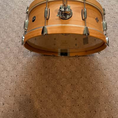Dixon Little Roomer 7x20 Bass Drum with case and hoop protector image 6