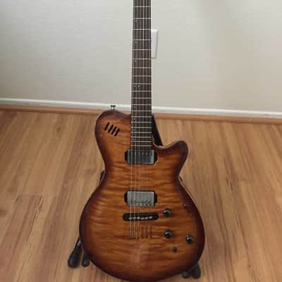 Godin LGX image 2