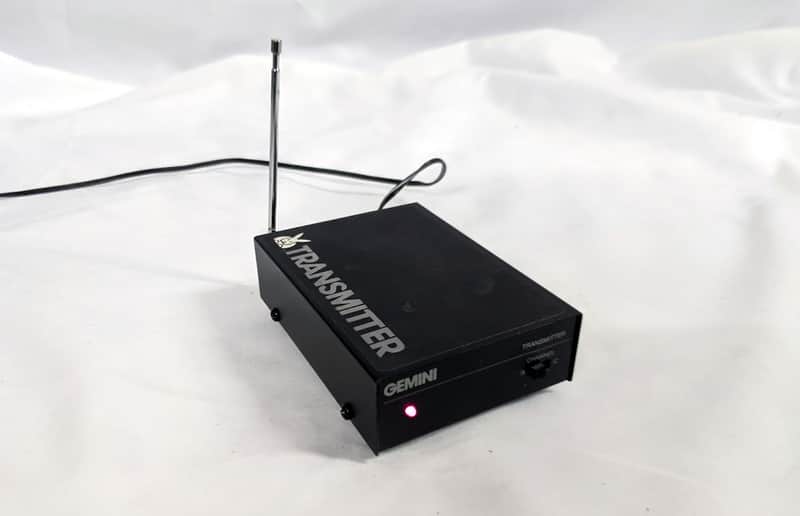 Gemini Rabbit Transmitter VC2000 W/ Power supply image 1