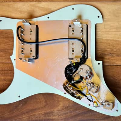 Lindy Fralin - Pure PAF Loaded Stratocaster Pickguard w/ Coil Splitting - Mint Green & Bone White image 2