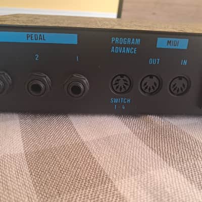 Logic Systems LS-S2000 MIDI accordion power supply unit image 3