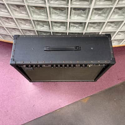Used Roland JC-120 Jazz Chorus 2-Channel 120-Watt 2x12" Guitar Solid State Combo Amp Amplifier 1975 - 1993 - Black image 2