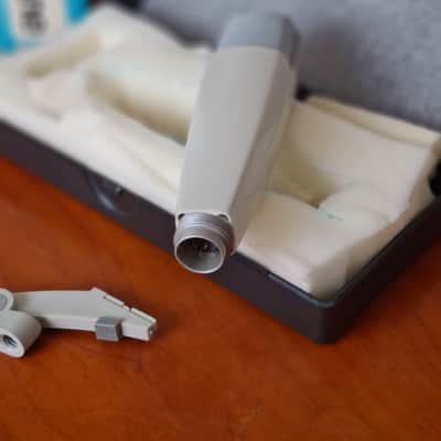 Sennheiser Sennheiser MD 421-2 – Vintage Classic Professional Microphone image 13