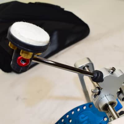 DW DWCPMDDBL MDD Machined Direct Drive Single Bass Drum Pedal, Cobalt w/ Bag image 5