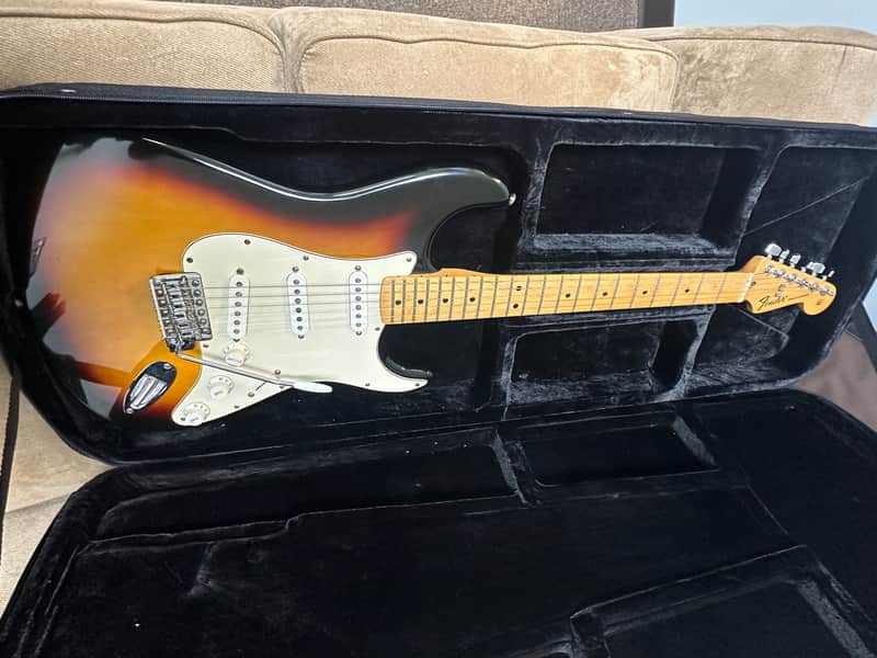 Fender MIM Stratocaster 2008 - 3-tone sunburst (HSC included) image 1
