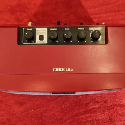 Roland Cube Lite 2-Channel 10-Watt 2x3" Guitar Combo Red w/ Power Supply image 3