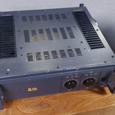 TOA P150D Power Amplifier (150wpc @ 8ohm, 220wpc @ 4ohm) - See
