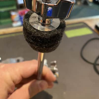 A helpful clamp for drummers and percussionists image 2