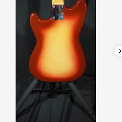 Fender Duo-Sonic with Rosewood Fretboard 1961 - 1964 - Sunburst image 8