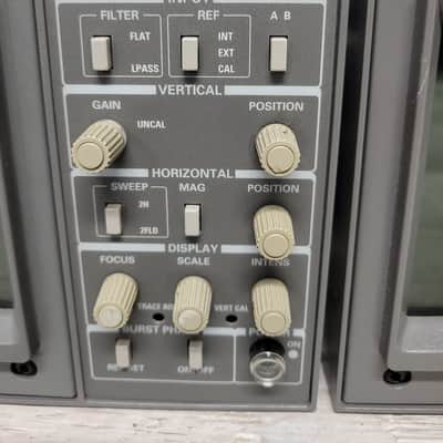 Tektronix 1710B Waveform Monitor & 1721 Vector Scope image 1