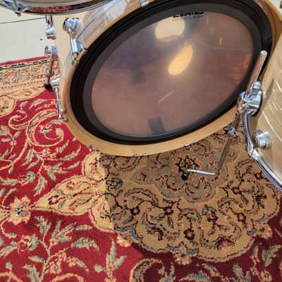 DW Collector's Series VLT 4 Piece Drum Shell Pack W/ Bags 13/16/18/24 - Creme Oyster (C013-8) image 8