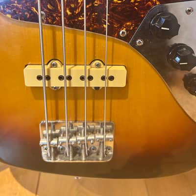 Fender JV Squier  1982-84 - Sunburst image 5