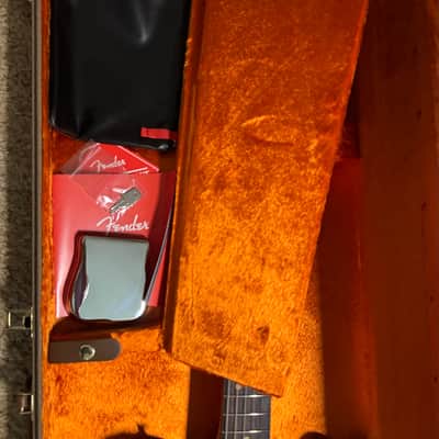 Fender American Vintage II '63 Telecaster 2022 - Present - Crimson Red Transparent image 22