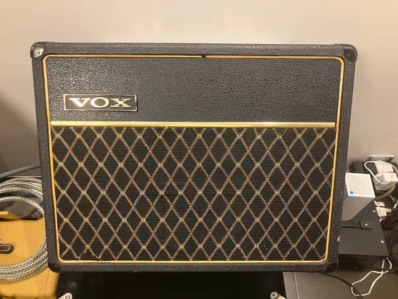 Vox V-3 Cambridge Reverb 17-Watt 1x10" Guitar Combo 1965 - 1970 - Black image 1