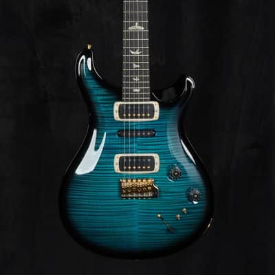 PRS Modern Eagle V in Carroll Blue Wraparound Smokeburst with Ten Top image 3