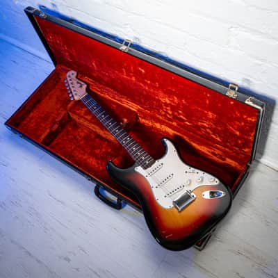Fender Stratocaster Sunburst 1965 image 4