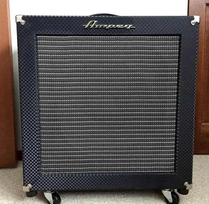 Ampeg Rocket Bass Model B-200R 220-Watt 1x15