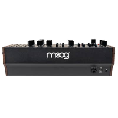 Moog Labyrinth - Synthesizer image 6