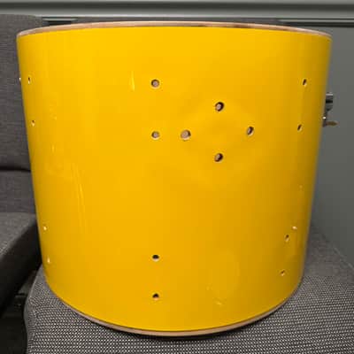 Pearl All Maple 18” Bass Drum Shell & Hoops Yellow image 2