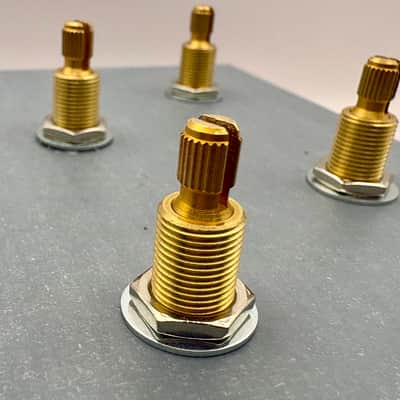 Gibson Les Paul 50s style wiring harness with new Bumblebee 0.022uF paper in oil capacitors and matched set CTS split long shaft 550k pots 5% +/- tolerance image 4