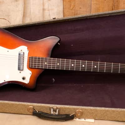 Alamo Fiesta  1960's Redburst image 1
