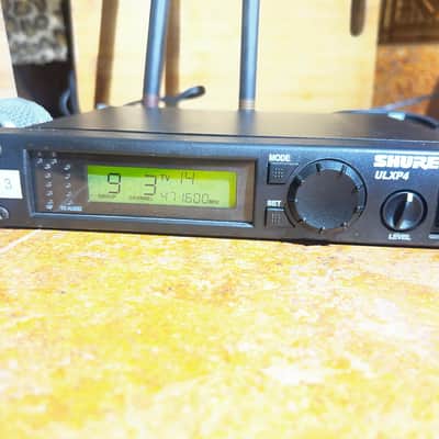 Shure ULXP4 470-560 MHz-G3 ULX2-G3 2009 - Black image 4