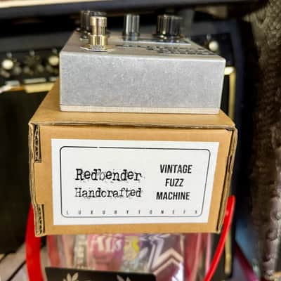 Luxury Tone FX  REDBENDER The Missing Link / The Essence of 1966 British Fuzz 2026 image 9