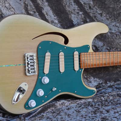 GB Liuteria Traditional Strato semi hollow green image 16