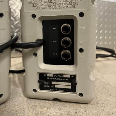 Roland MA-12C Stereo Micro Monitor Pair image 5