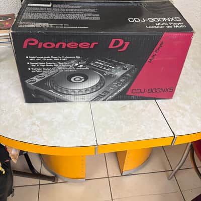 Pair of Pioneer CDJ-900 Nexus (CDJ-900NXS) image 13