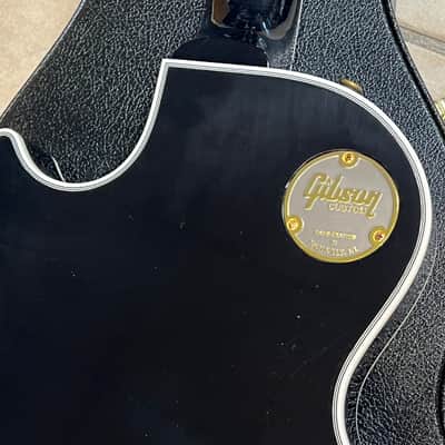 2025 Gibson Chambered Les Paul Custom Ebony Ultra Light Aged Murphy Lab image 10