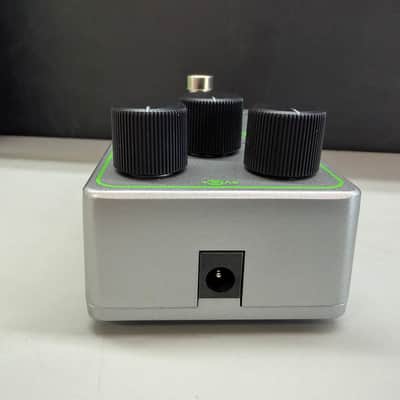 Electro-Harmonix / JHS Nano Lizard Queen Octave Fuzz With Box 2023 - Present - Silver / Green image 8