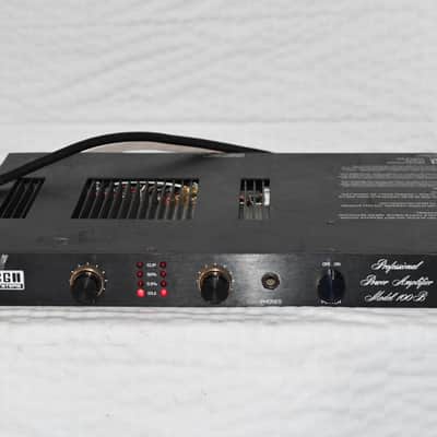 パワーアンプ アメリカンオ−ディオ　V1000 パワーアンプ アメリカンオ−ディオ V1000 パワーアンプ アメリカンオ