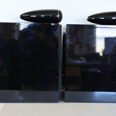 Bowers & Wilkins 705 S2 Gloss Black Bookshelf Speaker Pair image 5