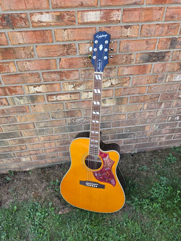New Epiphone Hummingbird Studio Electric Cutaway Acoustic-electric Guitar Antique Natural Deluxe Hardshell Case Included image 1