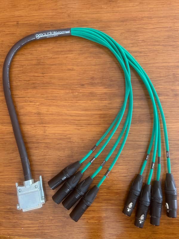 Mogami / Neutrik AES/EBU 4 XLR Female/4 XLR Male 3' digital audio cable image 1