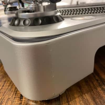 Stanton T.120 - DJ Turntable - 3 Speed Direct Drive - Silver / Black image 5
