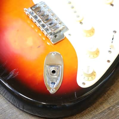 Squier Stratocaster Electric Guitar Sunburst Made in Korea + Gig Bag image 5